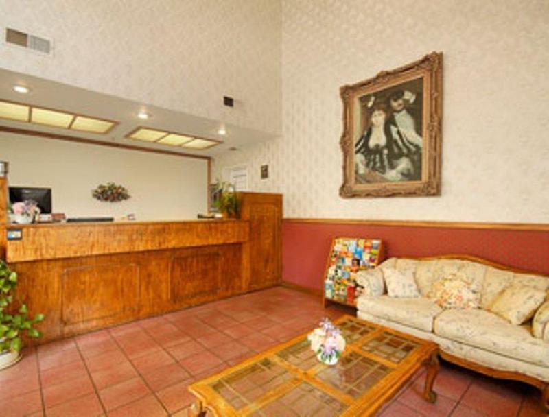 Super 8 By Wyndham Bakersfield South Ca Motel Exterior foto